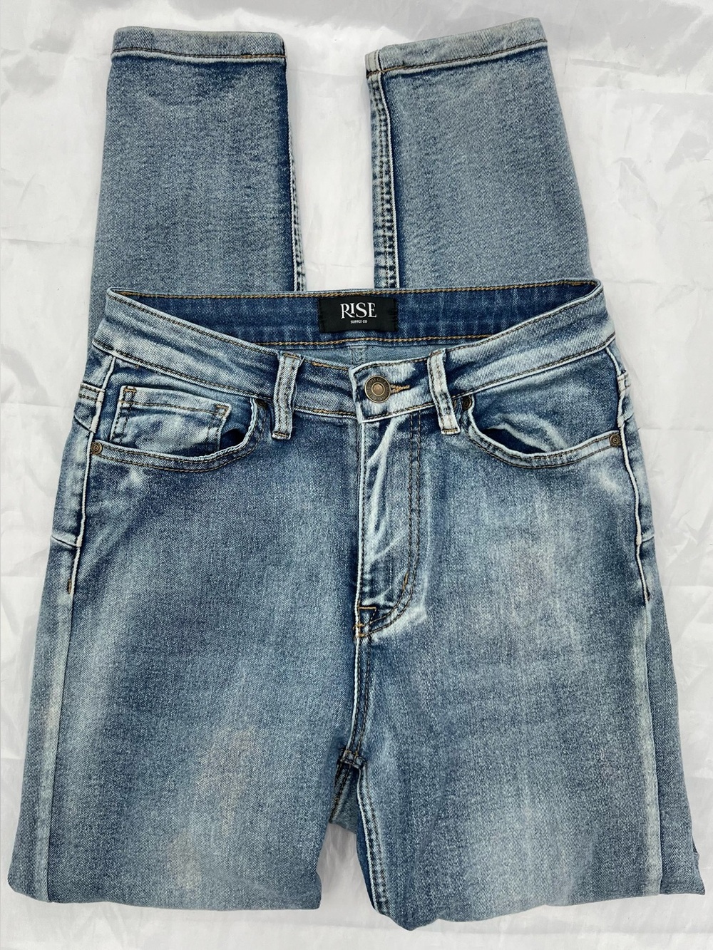 J083 RISE Supply Size 7 Women’s Skinny Light Blue Washed Jeans